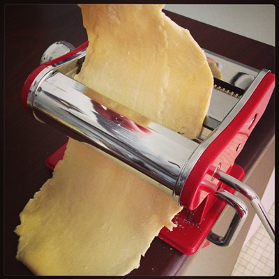 https://fattyhatty.files.wordpress.com/2013/10/pasta-making.jpg?w=640
